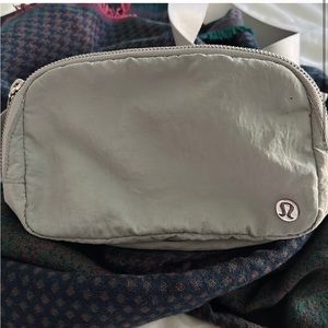 Great Lululemon Belt Bag 1L